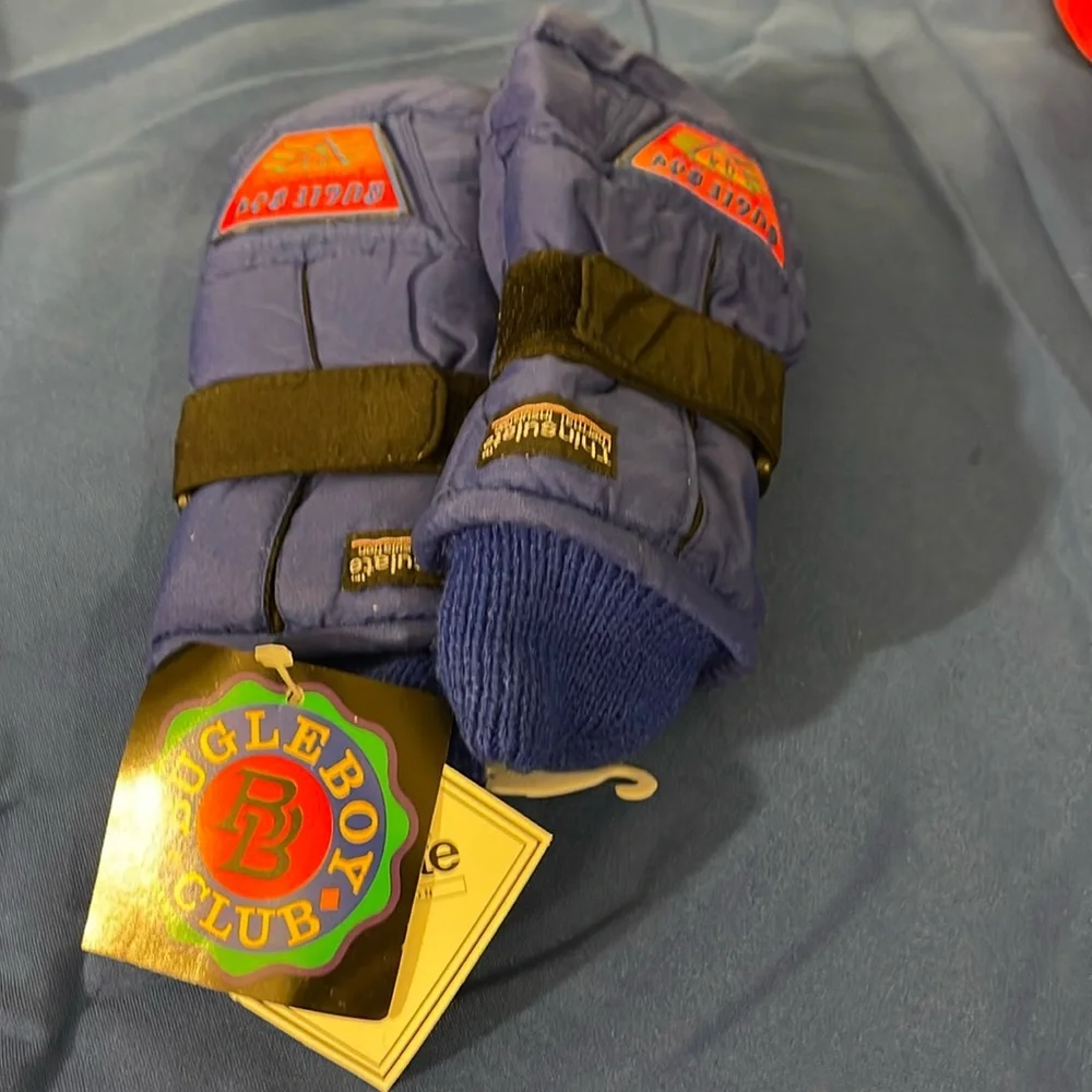 Bugle Boy Blue Thermal Insulation Gloves Boys size 5-7